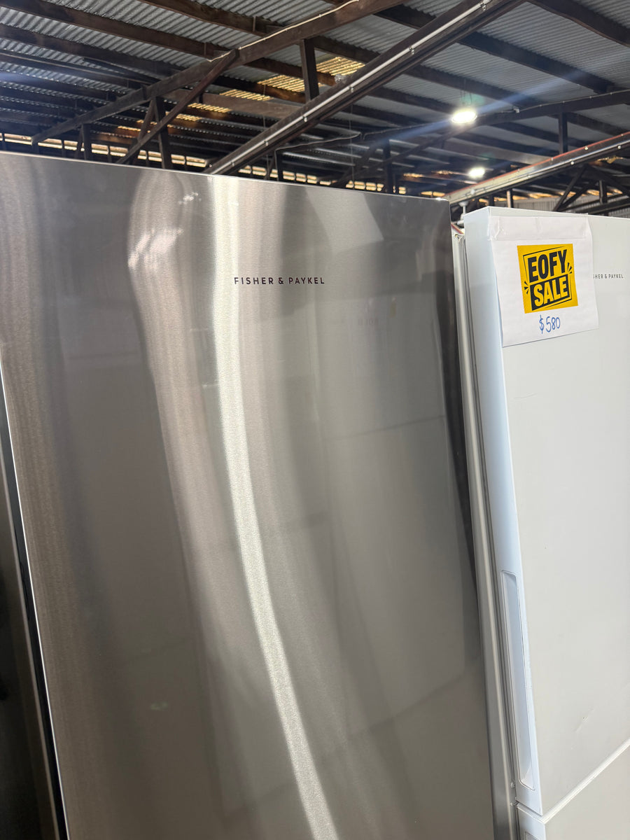 Fisher & Paykel 380L Bottom Mount Refrigerator – RF402BLYX5 - Second Hand Appliances Geebung