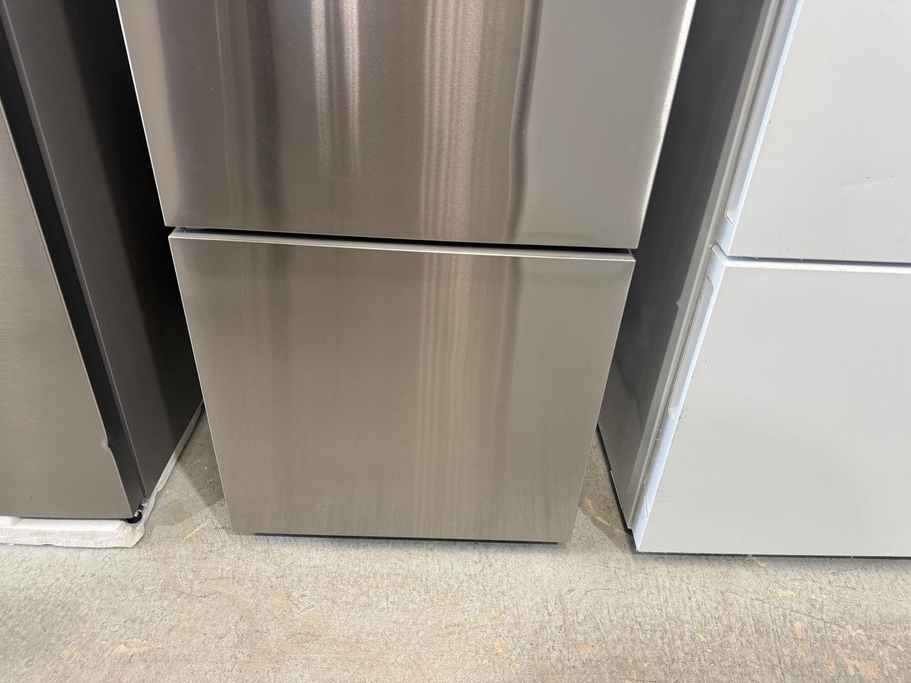 Fisher & Paykel 380L Bottom Mount Refrigerator – RF402BLYX5 - Second Hand Appliances Geebung