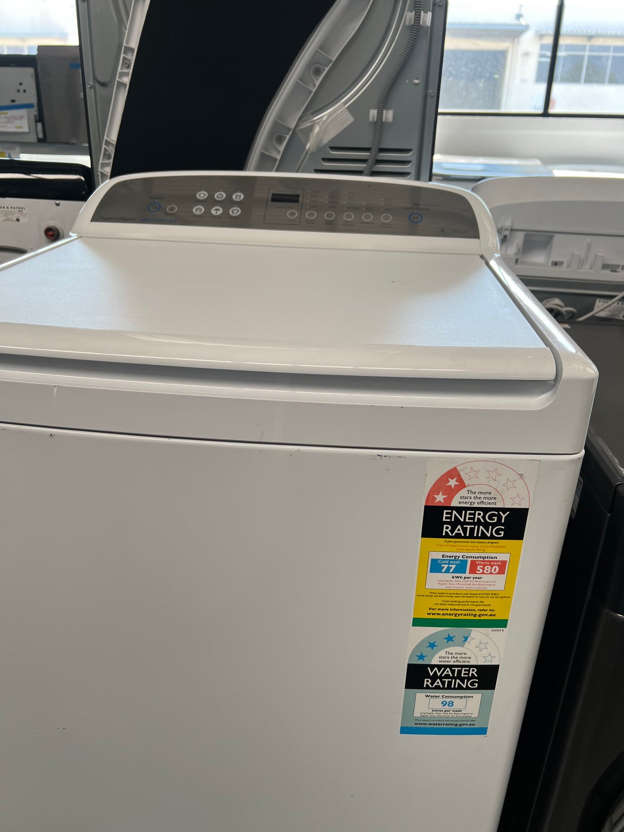 Fisher & Paykel 8kg Top Load Washing Machine Second hand 6 months warranty WA8060G1 - Second Hand Appliances Geebung