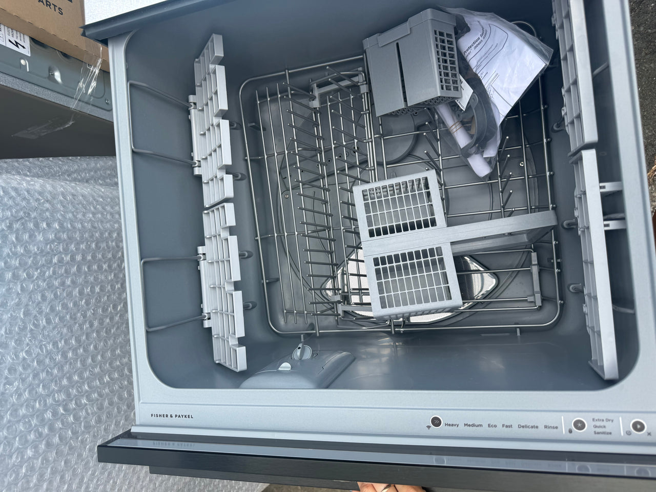 Fisher & Paykel Tall Single DishDrawer Dishwasher Black Stainless Steel Model: DD60SDFTB9 - Second Hand Appliances Geebung