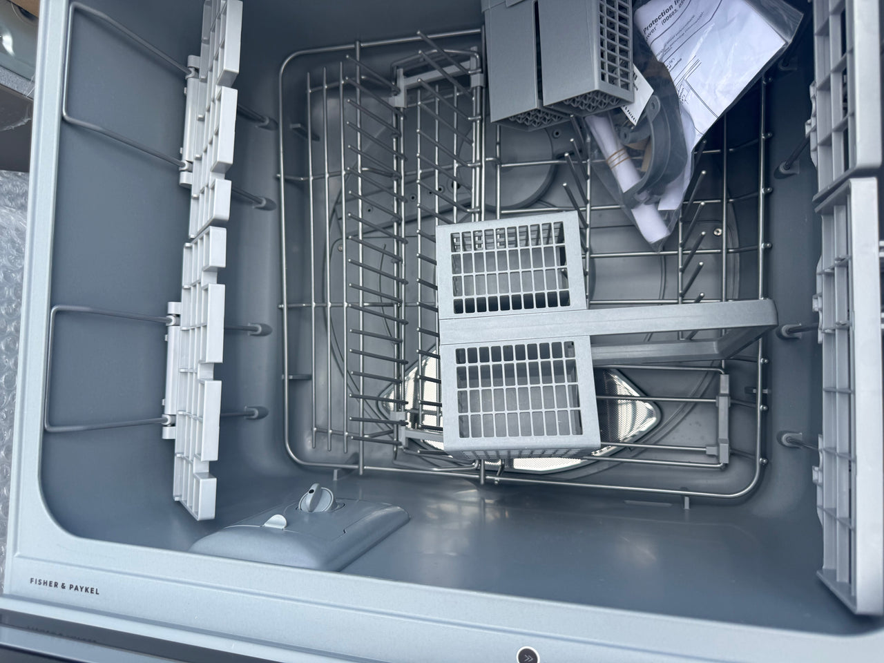 Fisher & Paykel Tall Single DishDrawer Dishwasher Black Stainless Steel Model: DD60SDFTB9 - Second Hand Appliances Geebung