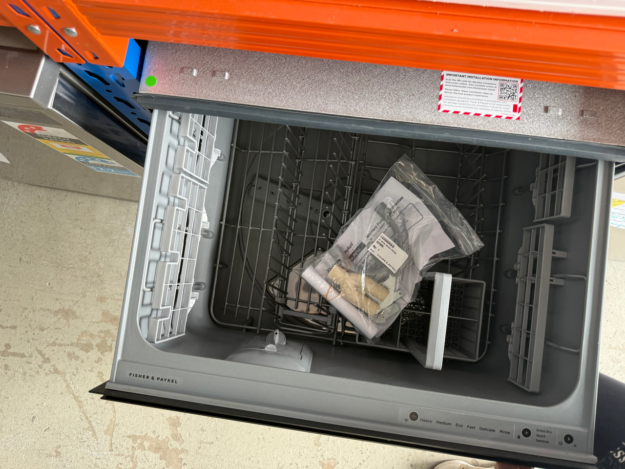 Factory second Fisher & Paykel DD60D4NB9 Series 9 Contemporary Double DishDrawer™ Dishwasher