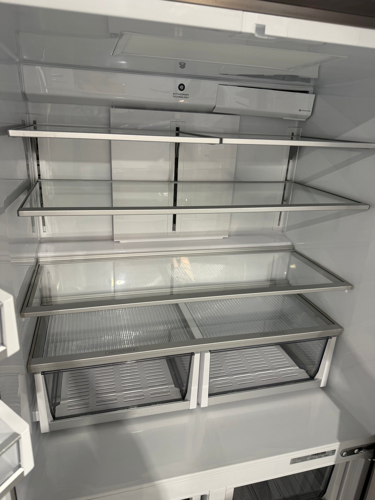 Factory second Fisher & Paykel RF605QNUVX1 538-litre quad-door refrigerator-freezer