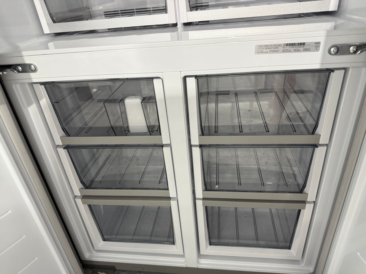 Factory second Fisher & Paykel RF605QNUVX1 538-litre quad-door refrigerator-freezer