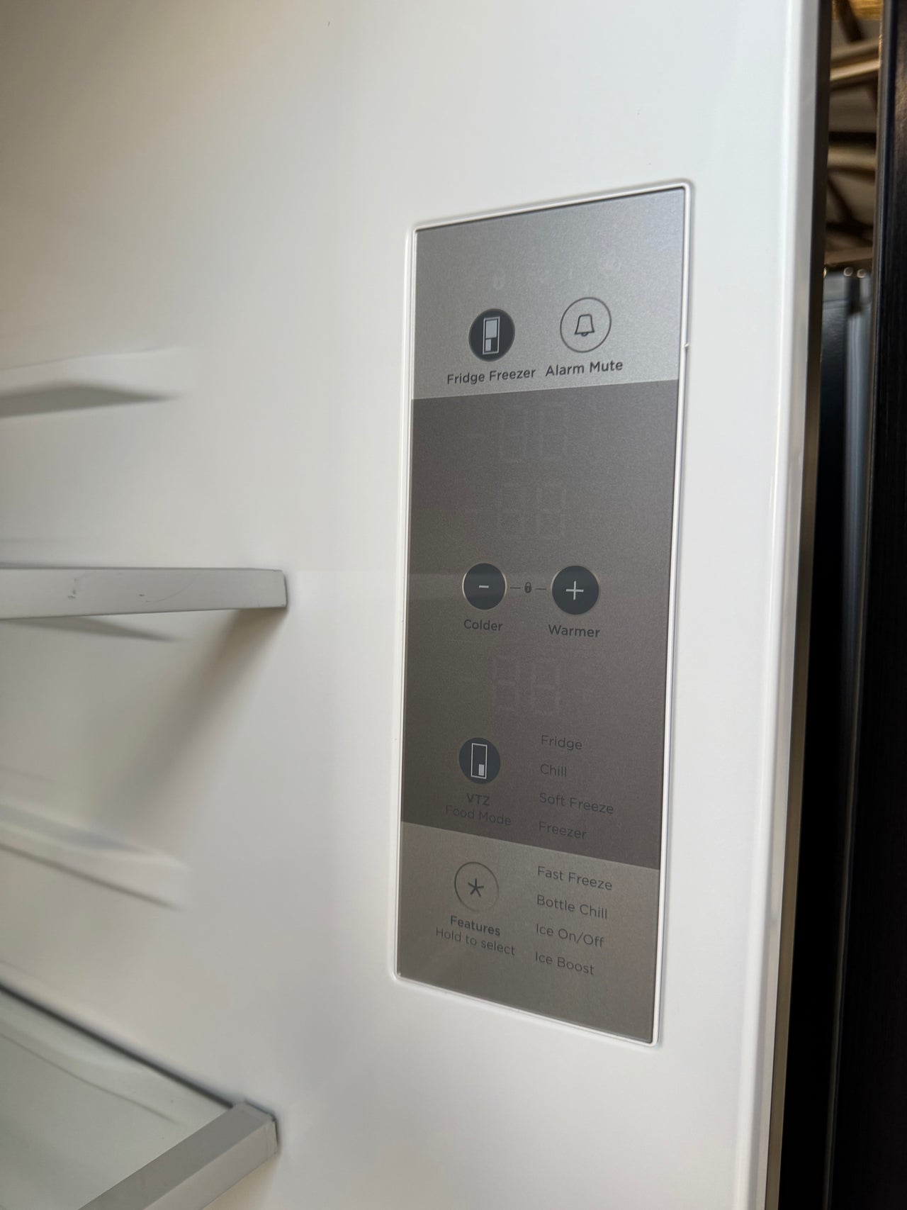 Factory second Fisher&Paykel 690l Quad Door  Model: RF730QZUVB1