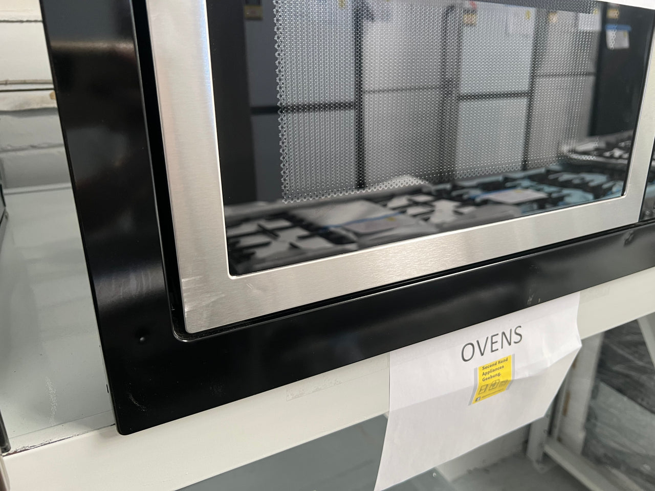 Factory second Fisher&Paykel Microwave oven, 60cm, OM25BLSB1 - Second Hand Appliances Geebung