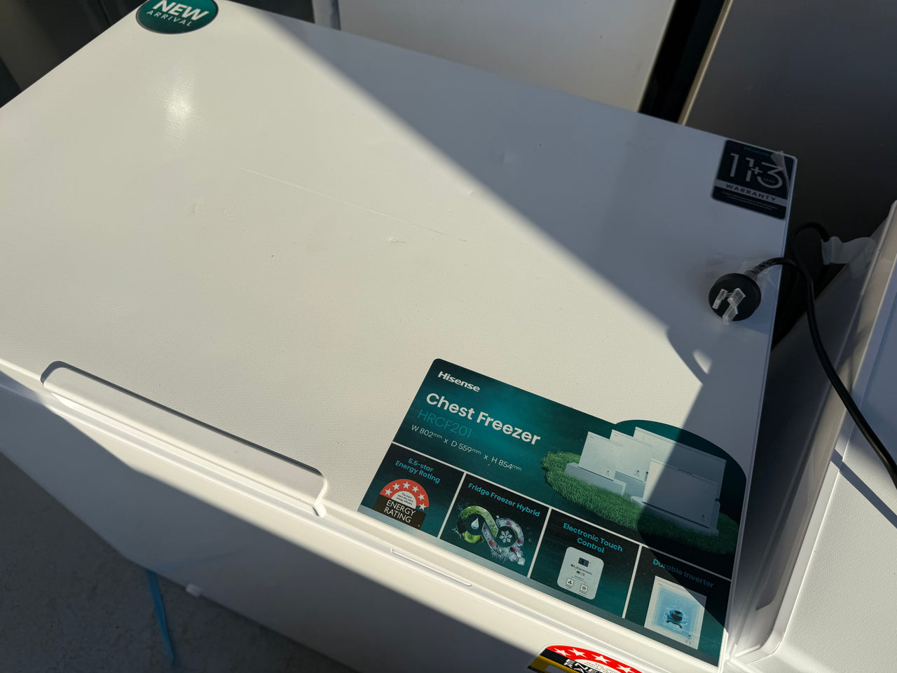 Transportation damaged Hisense HRCF201 200L Hybrid Chest Freezer