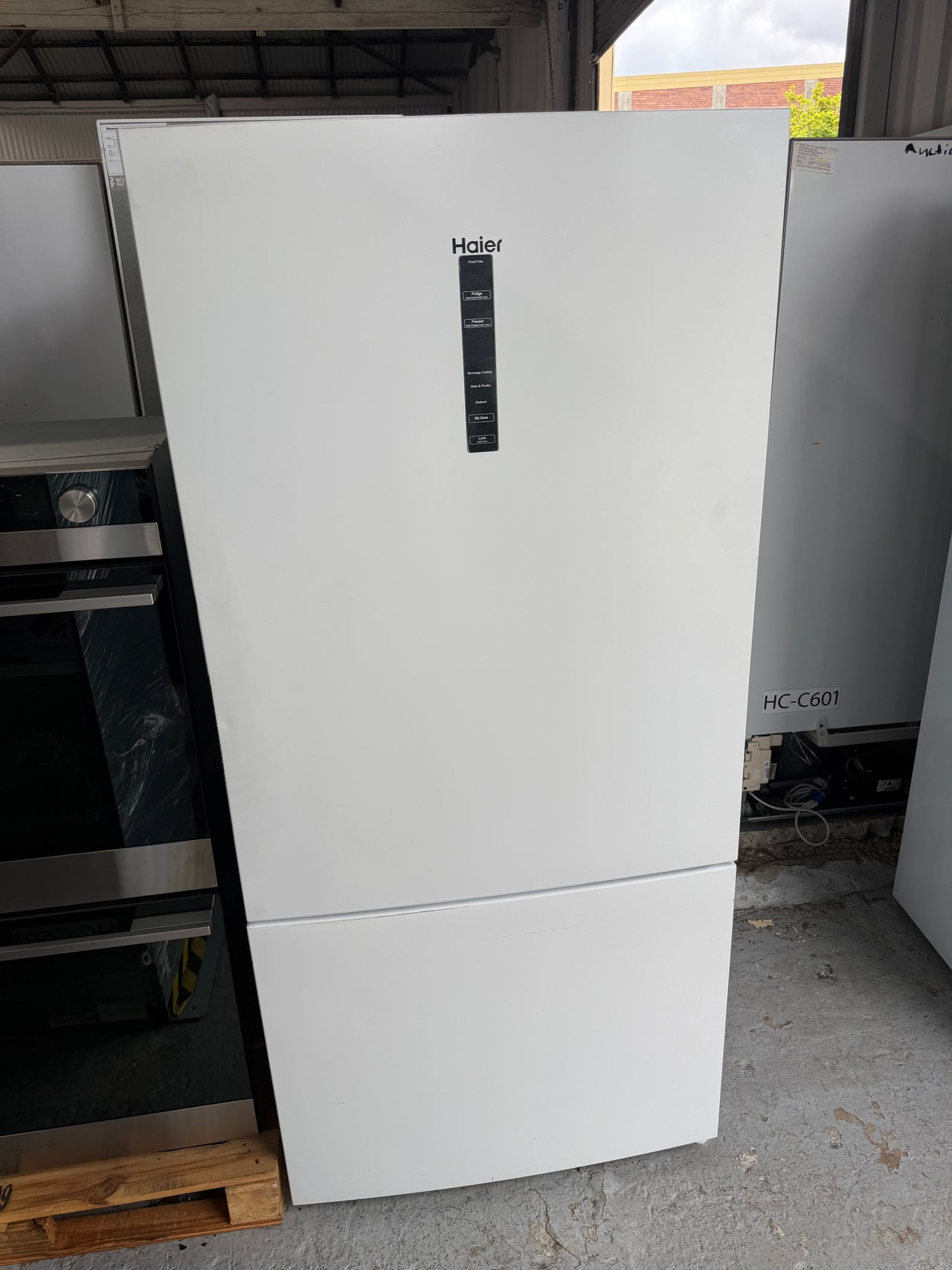 Factory second Haier 498L Bottom Mount Frost Free Fridge HRF520BW - Second Hand Appliances Geebung