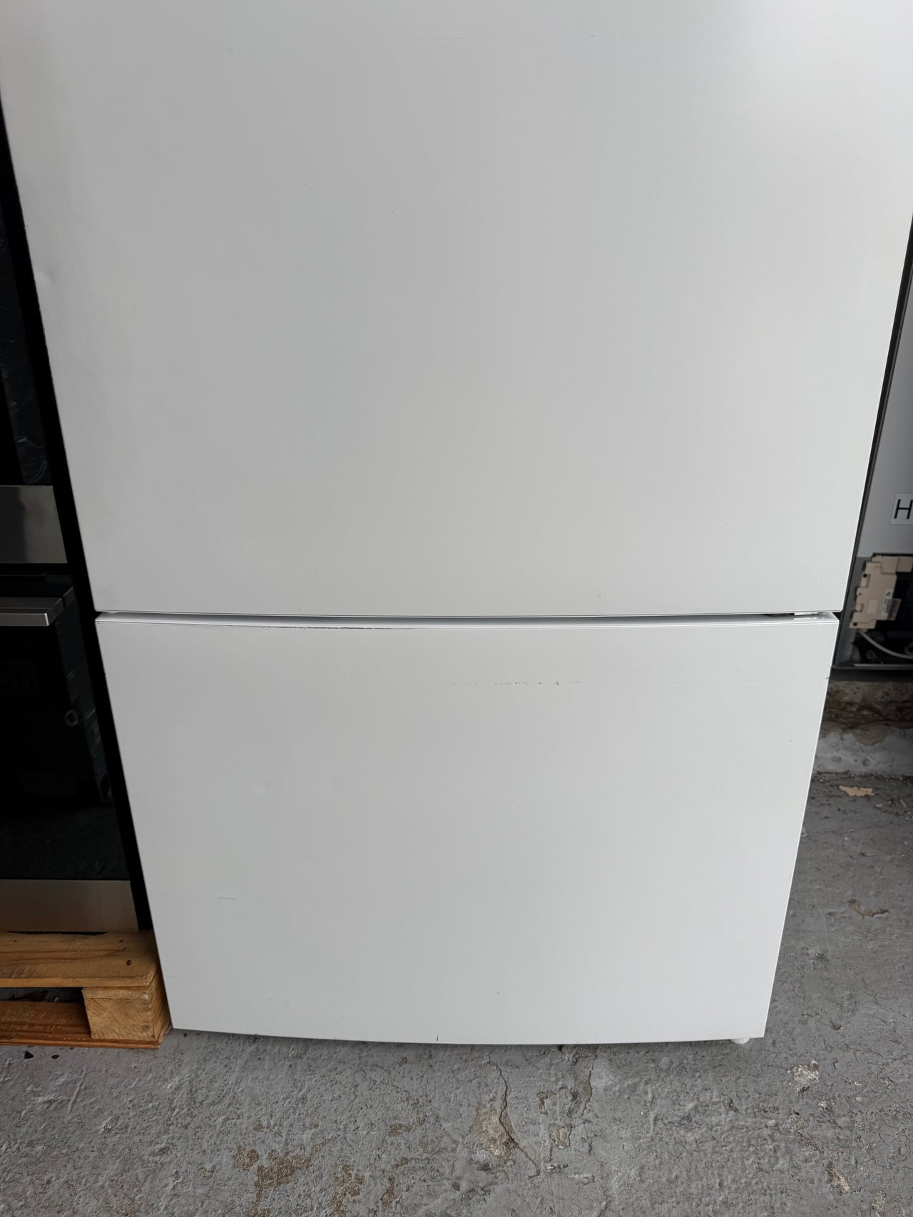 Factory second Haier 498L Bottom Mount Frost Free Fridge HRF520BW - Second Hand Appliances Geebung