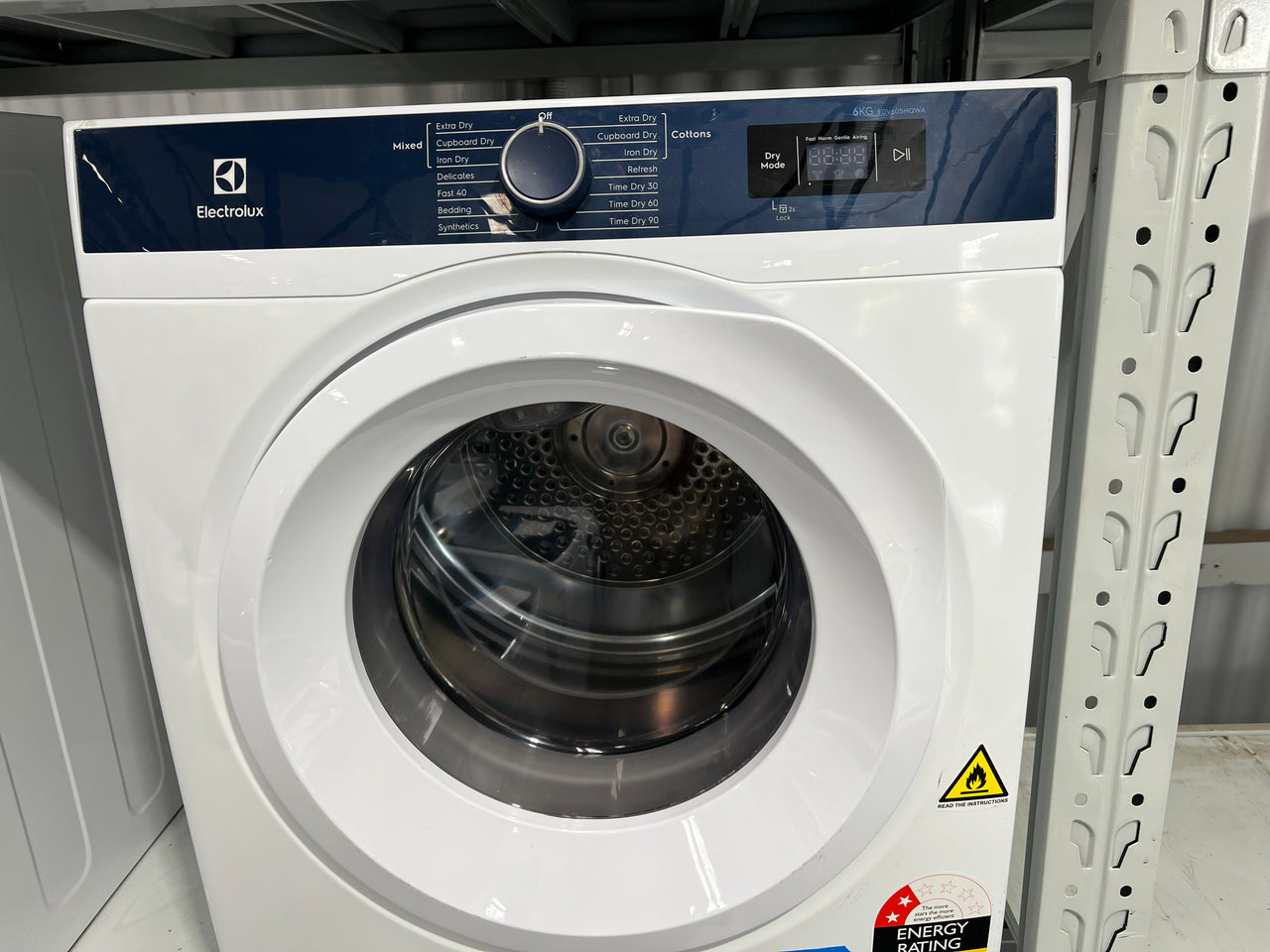 Second hand 6.0kg Electrolux vented tumble dryer EDV605HQWA - Second Hand Appliances Geebung