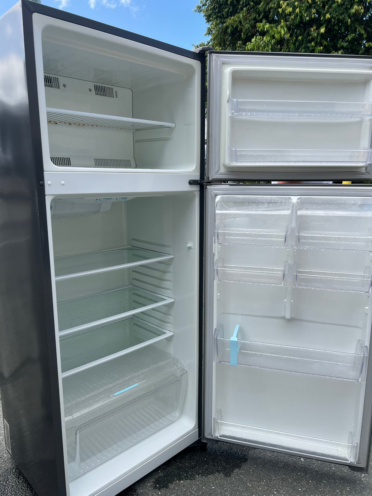 Second hand 390l Simpson top mounted fridge freezer STM3900MA - Second Hand Appliances Geebung