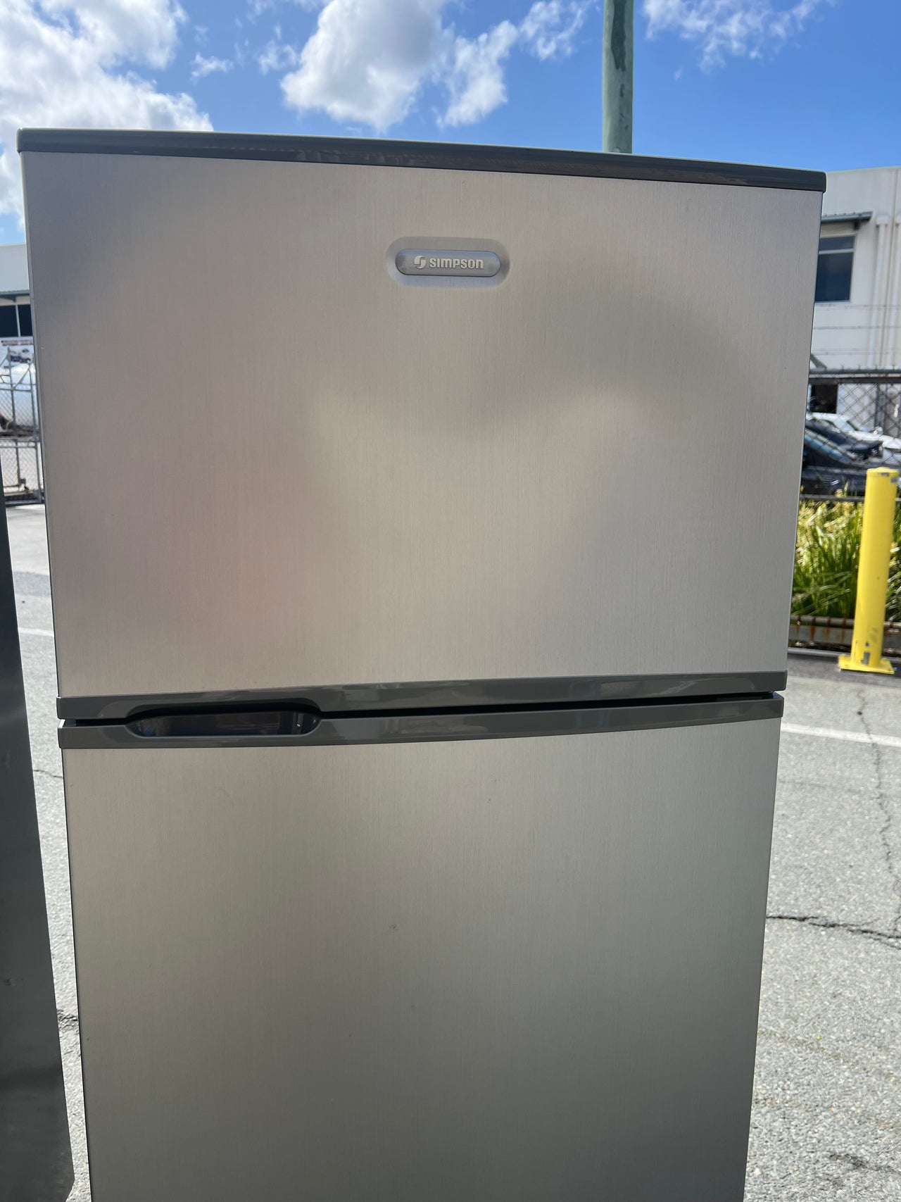 Second hand 390l Simpson top mounted fridge freezer STM3900MA - Second Hand Appliances Geebung