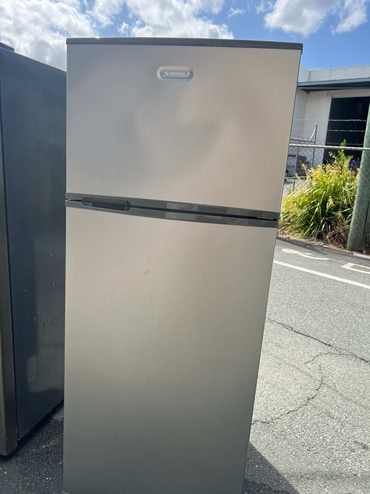 Second hand 390l Simpson top mounted fridge freezer STM3900MA - Second Hand Appliances Geebung