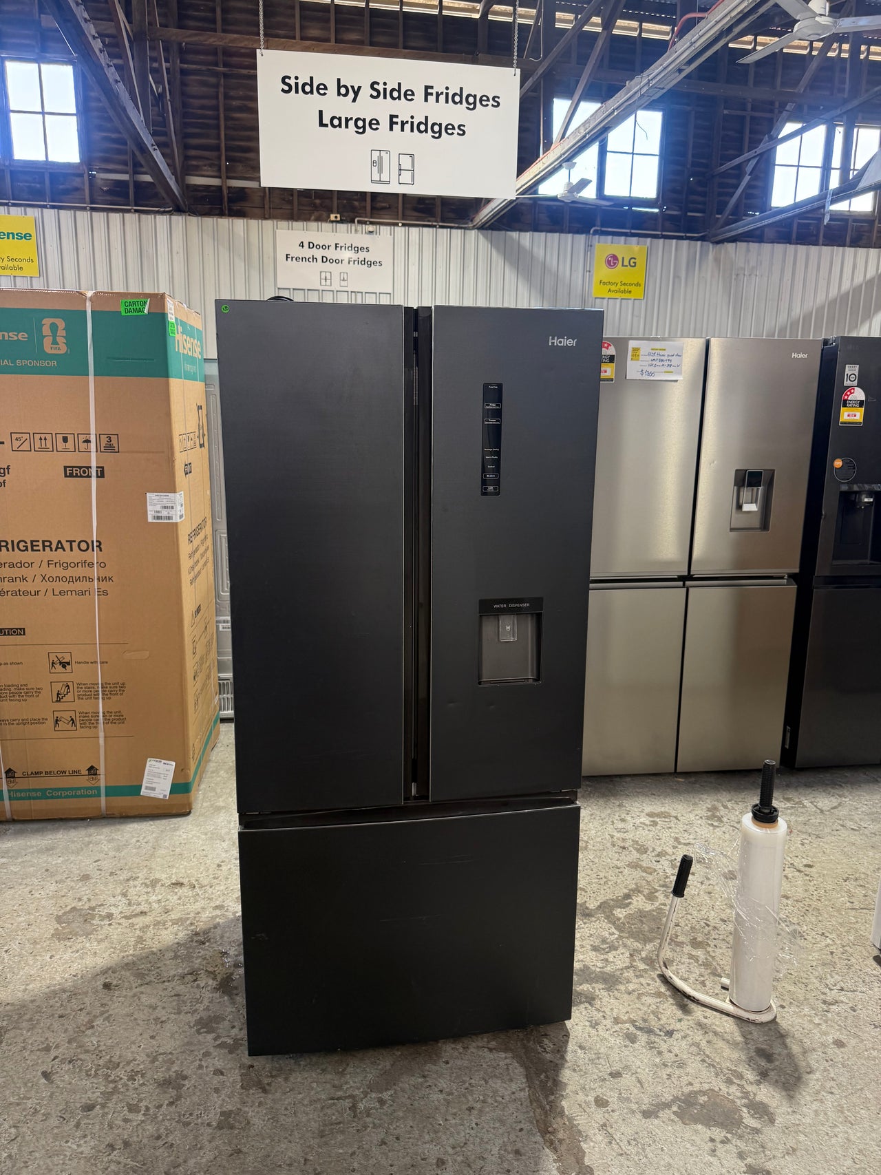Factory second Haier 492L French Door Fridge with Water Dispenser – Matte Black HRF520FHC