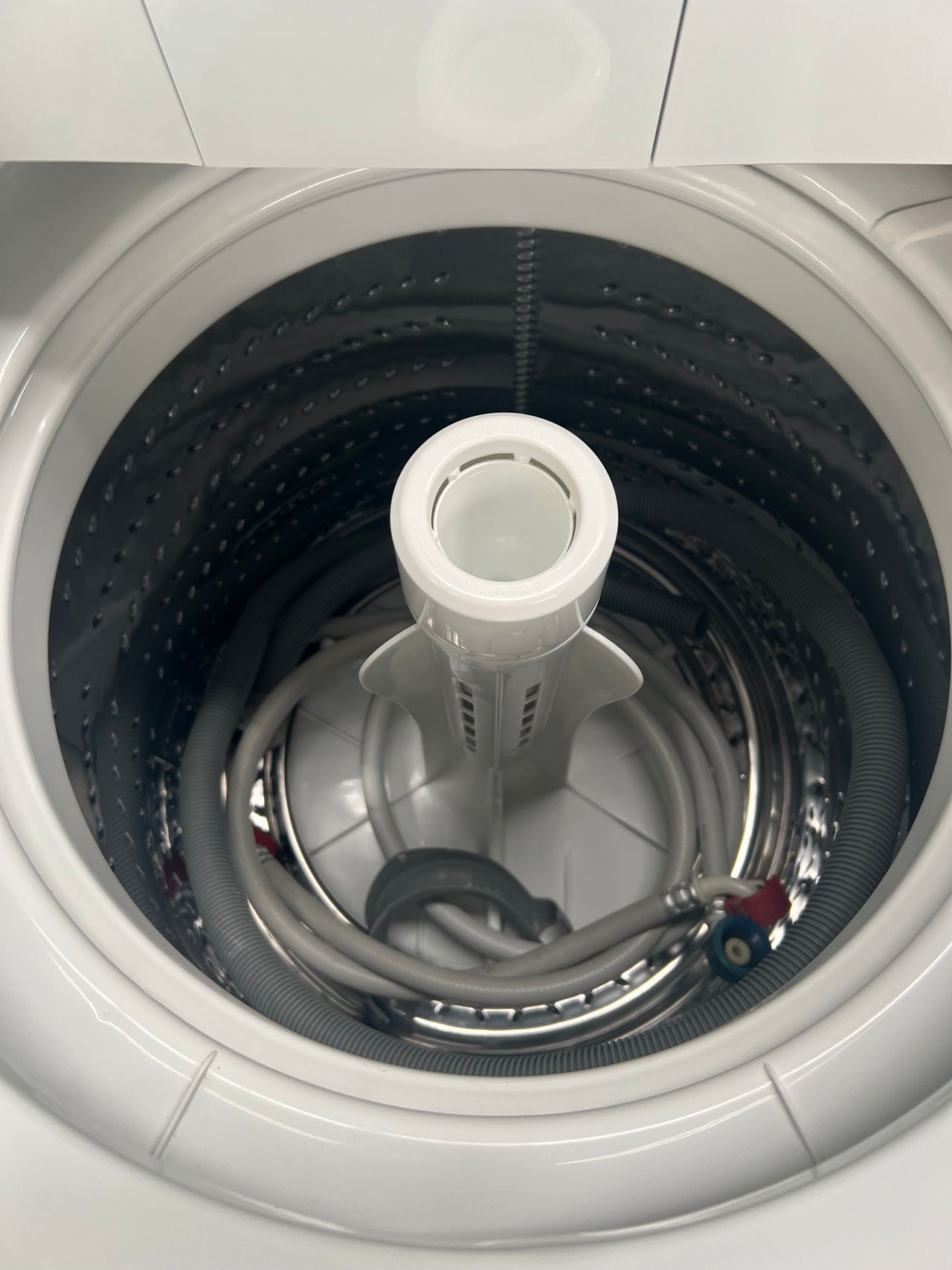 Second Hand Simpson Top Loader Washing Machine 5 5kg SWT5542 Second second-hand-simpson-top-loader-washing-machine-5-5kg-swt5542-second