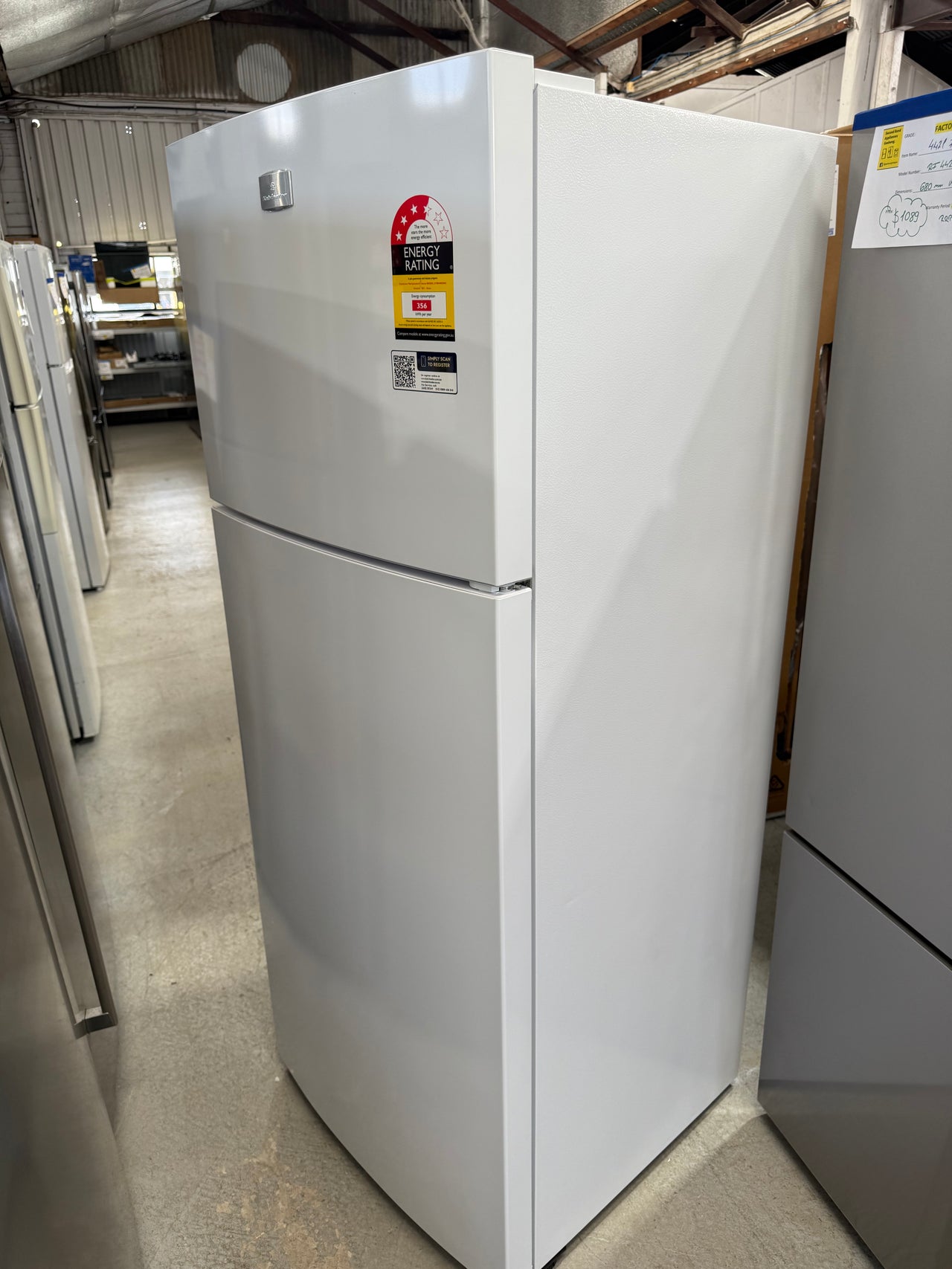 Factory Second Kelvinator 431 L Top-Mount Fridge – White (KTM4602WC)