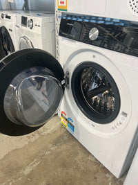 Thumbnail for Factory second Hisense 8.5kg Front Load Washer HWFS8514E - Second Hand Appliances Geebung