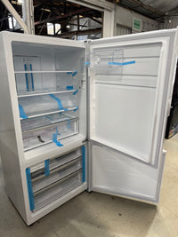 Thumbnail for Factory Second Westinghouse 496 L Bottom Mount Fridge – White (WBE5300WC)
