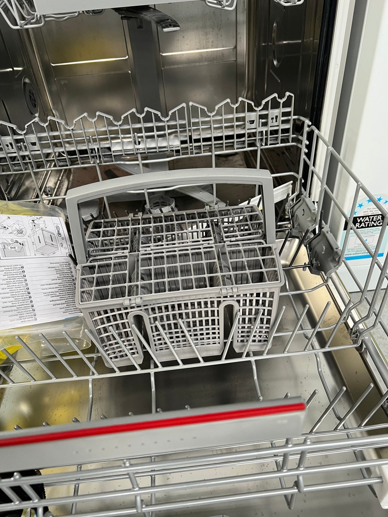 Transportation damaged Bosch 60cm Stainless Steel Dishwasher SMS6HCI02A