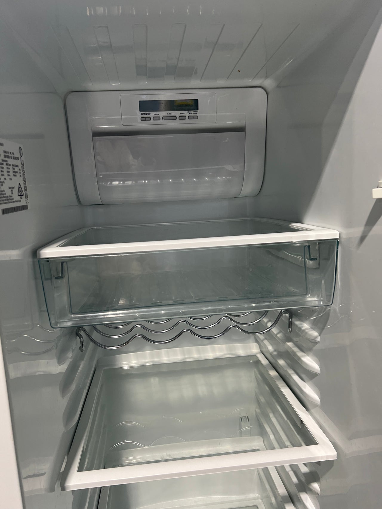 Second hand 606l Westinghouse side by side refrigerator Model: WSE6100WF - Second Hand Appliances Geebung