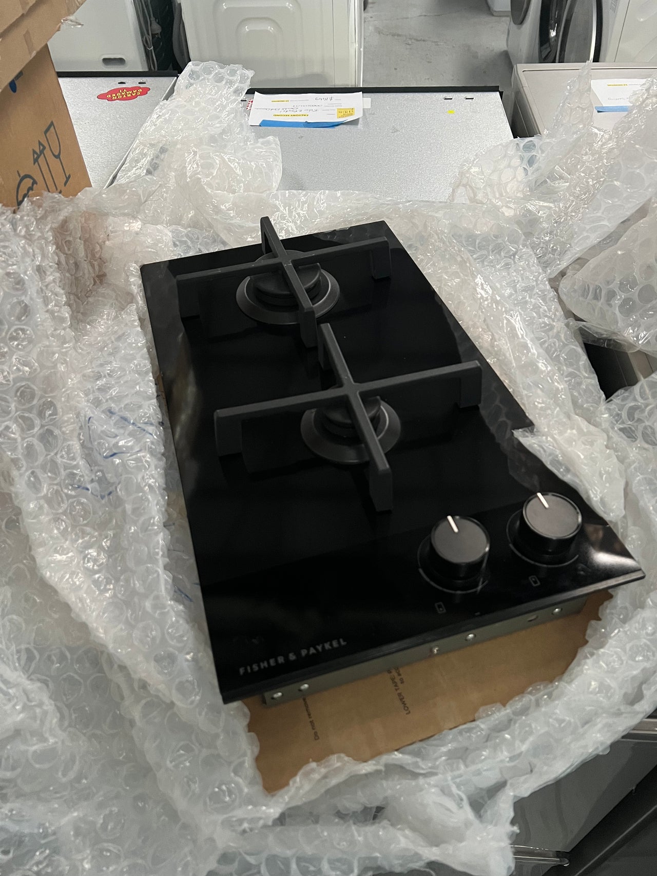 Factory second Fisher & Paykel 30cm Natural Gas Cooktop CG302DNGGB4 - Second Hand Appliances Geebung