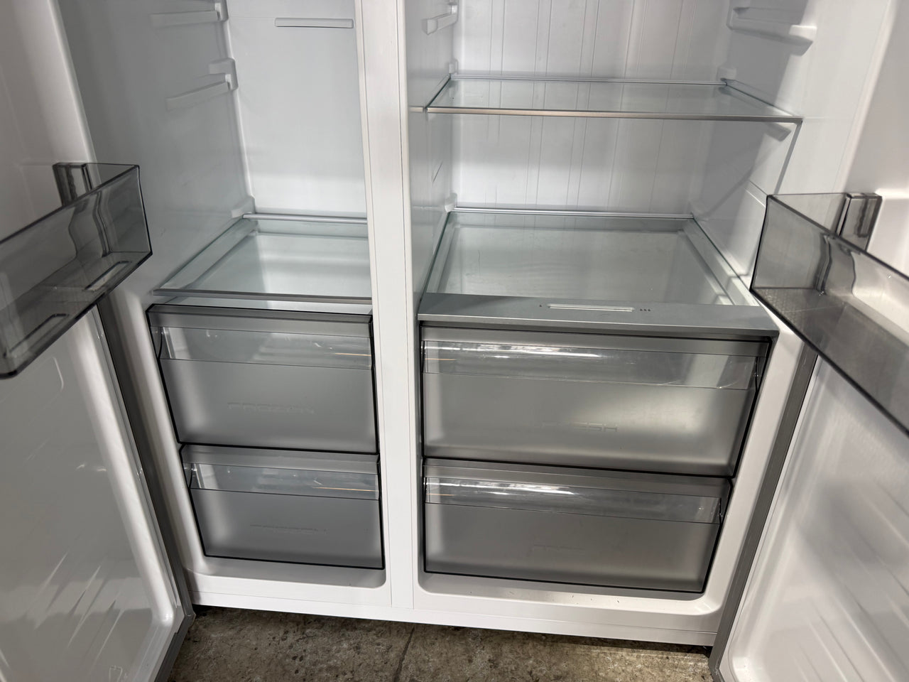 Factory second Hisense HRSBS540SW 541 L PureFlat Side-by-Side Refrigerator – Silver / Stainless Steel