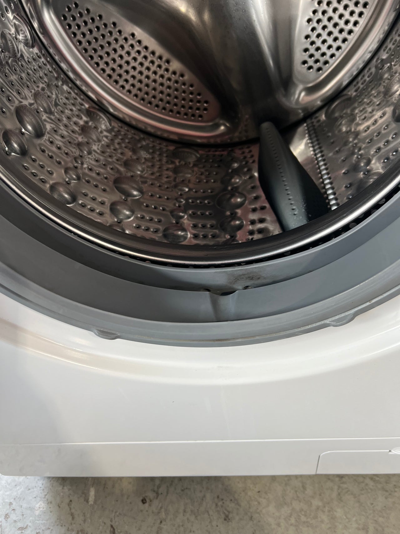 Second hand LG 7kg Front Load Washing Machine Model:WD1200D - Second Hand Appliances Geebung