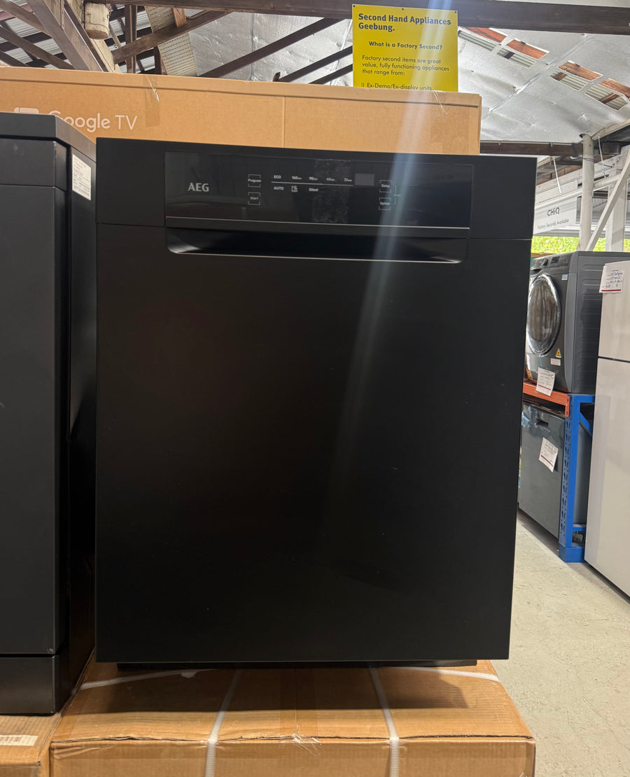 Factory second AEG 60cm Built-Under ComfortLift Dishwasher Matte Black – FUF9490SMA