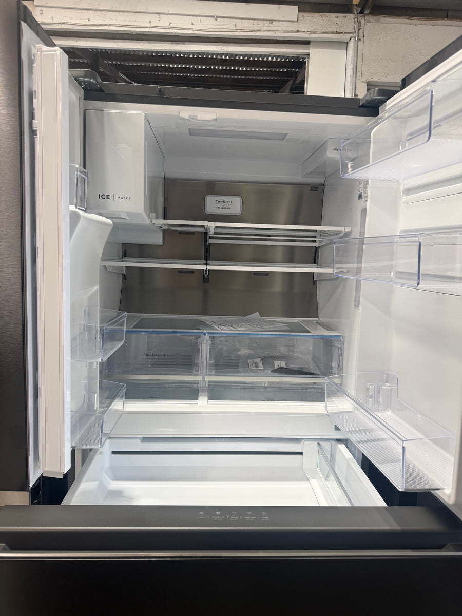 Factory second Electrolux 609L French Door Fridge – EHE6191BB
