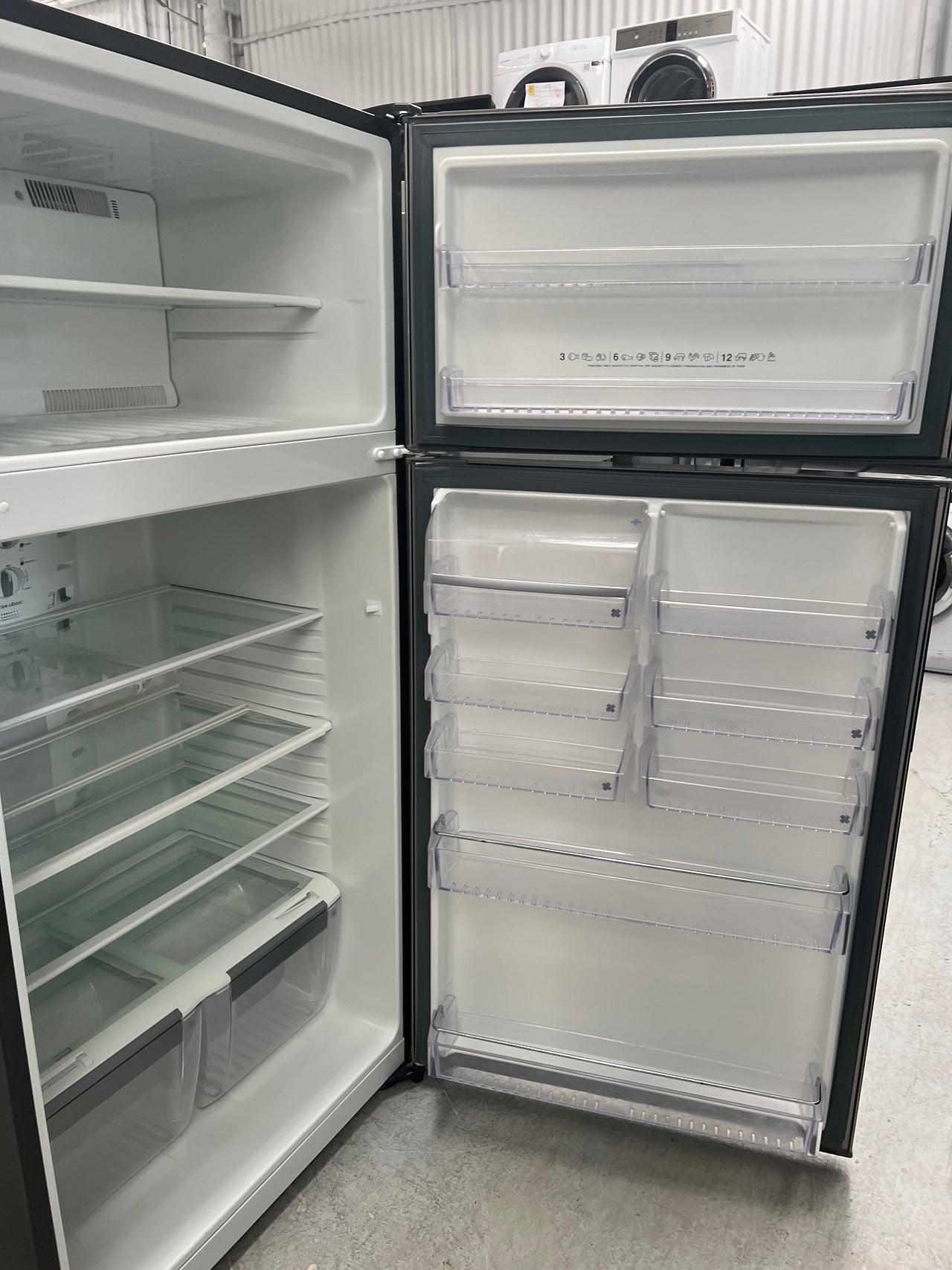 Second hand 517L Electrolux Top Mount Refrigerator N520SJ-R - Second Hand Appliances Geebung