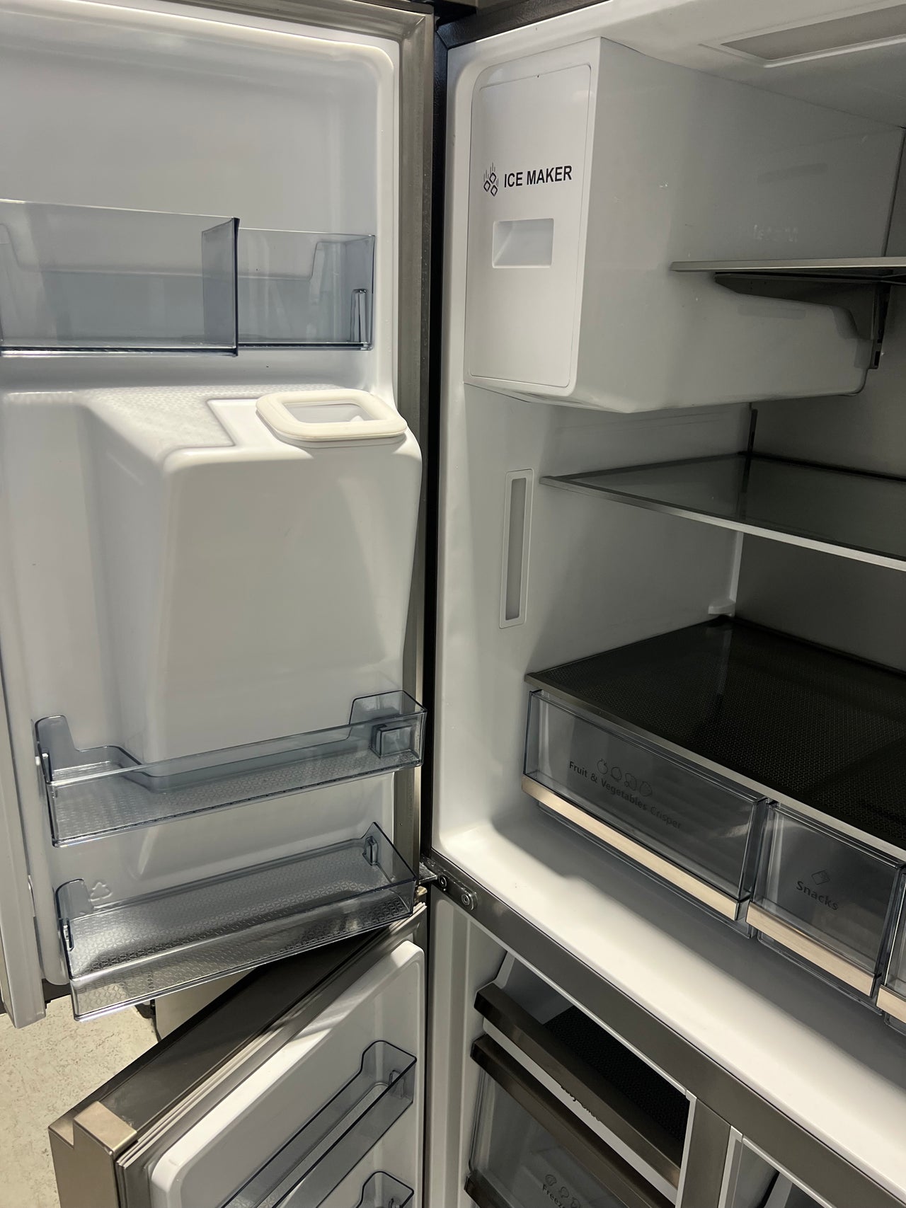 Factory second Hisense 585L PureFlat Quad Door French Door Fridge with Ice & Water Dispenser - Stainless Steel - Second Hand Appliances Geebung