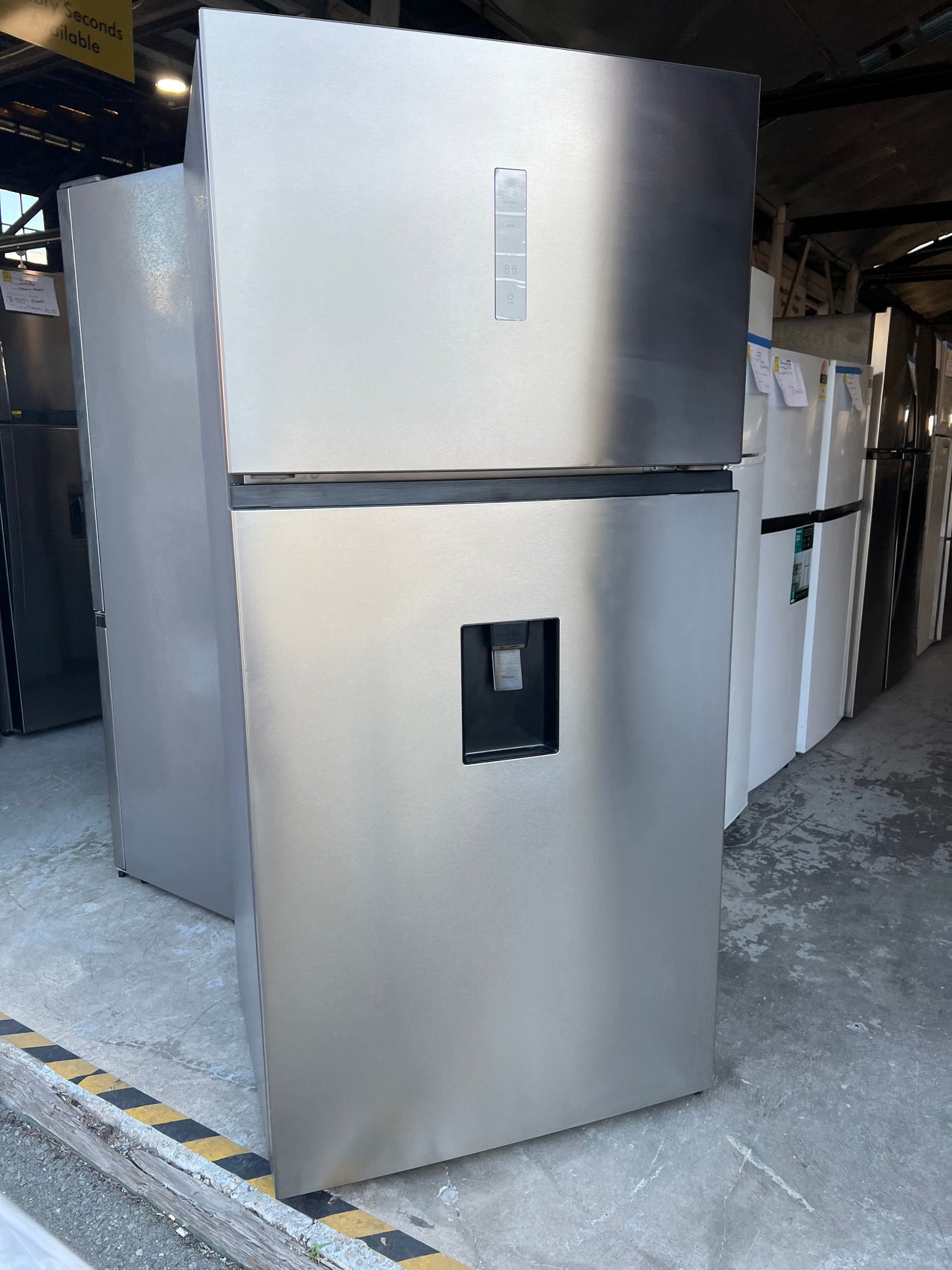 Factory Second Hisense 496L Top Mount Refrigerator HRTF496SW 4 5 Star factory-second-hisense-496l-top-mount-refrigerator-hrtf496sw-4-5-star