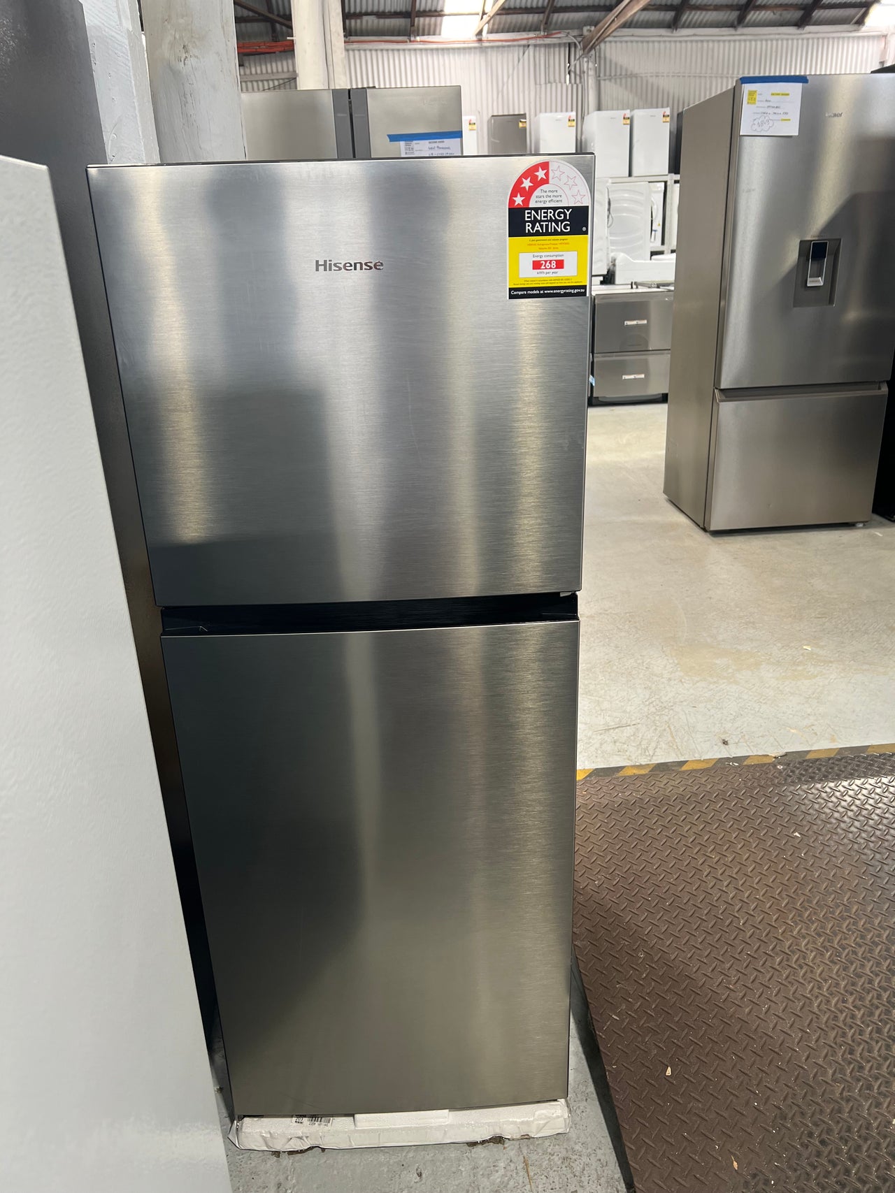 Factory second Hisense 205L Top Mount Refrigerator Model: HRTF205S - Second Hand Appliances Geebung