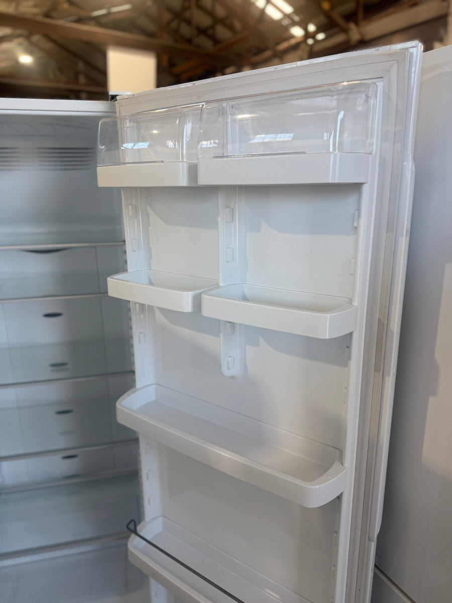 Second hand Fisher &Paykel 451L Upright Fridge – E450RW1