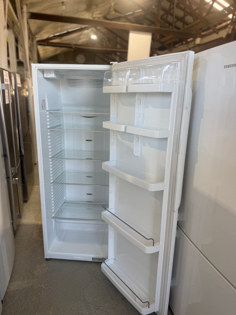 Second hand Fisher &Paykel 451L Upright Fridge – E450RW1