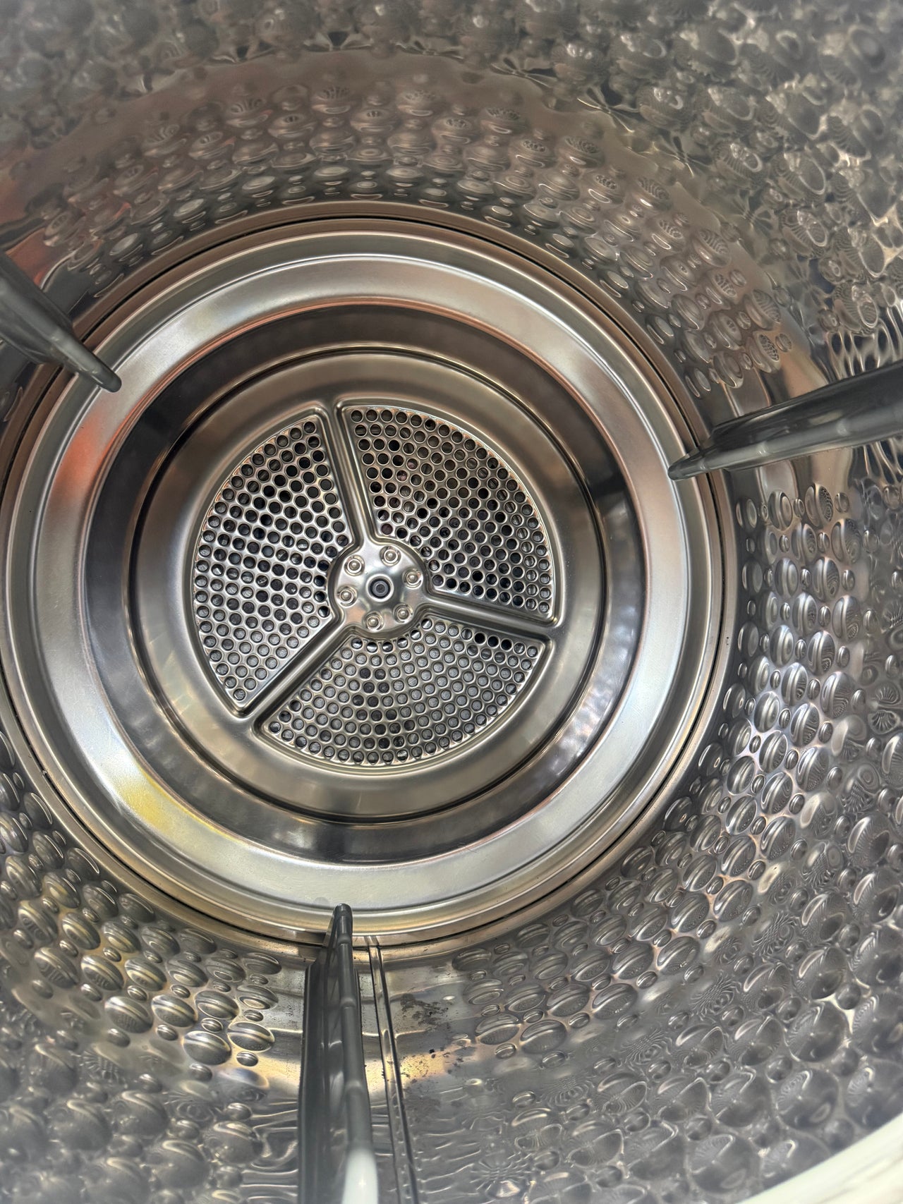 Second hand 10kg LG Heat Pump Dryer DVH10-10W