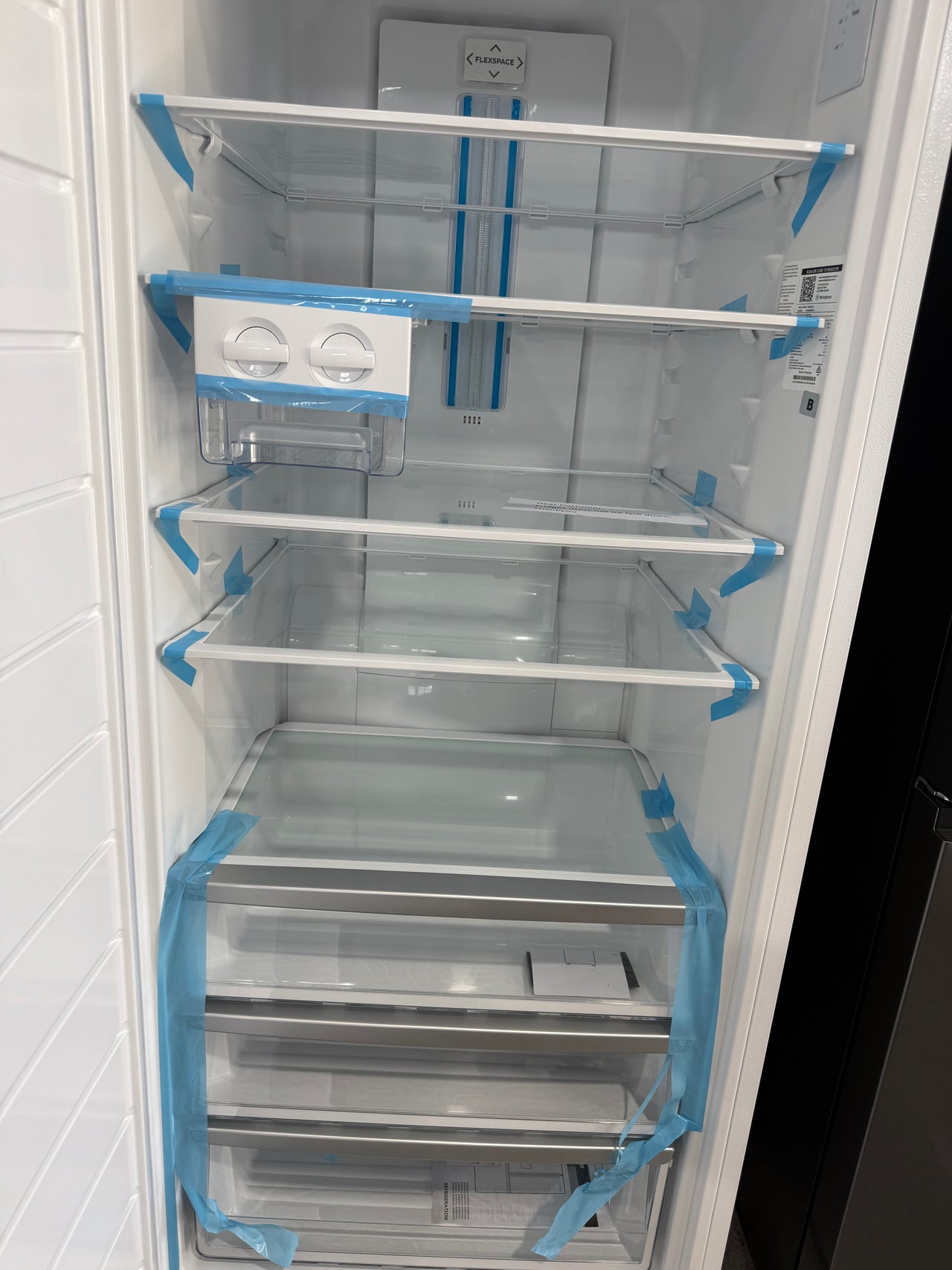 Factory second Westinghouse 388 L Vertical Freezer – Model WFB4204WC