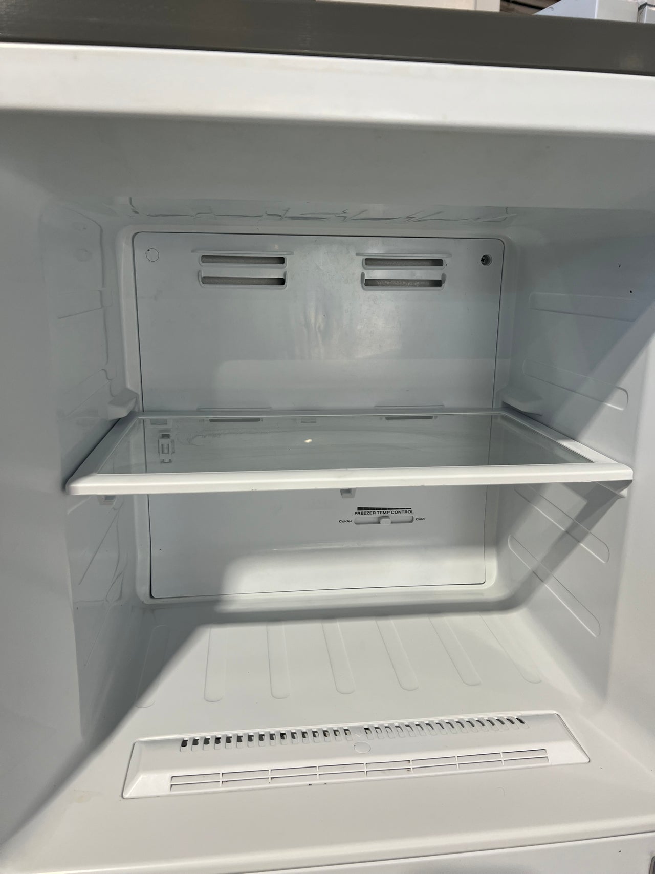 Second hand Hisense 230L Top Mount Fridge HR6TFF230S - Second Hand Appliances Geebung