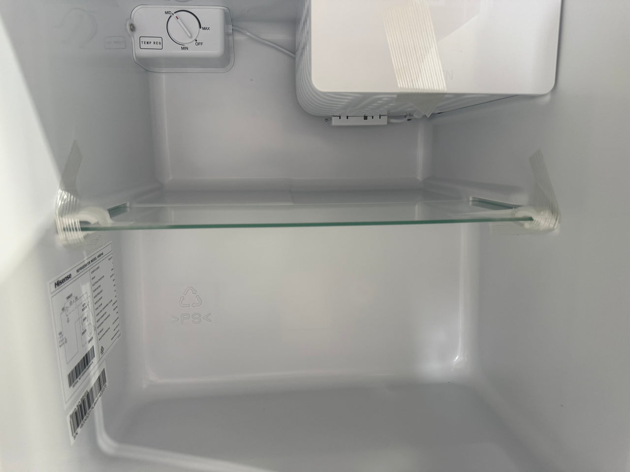 Factory second/Carton damaged Hisense 45 L Bar Fridge – White (HRBF46)