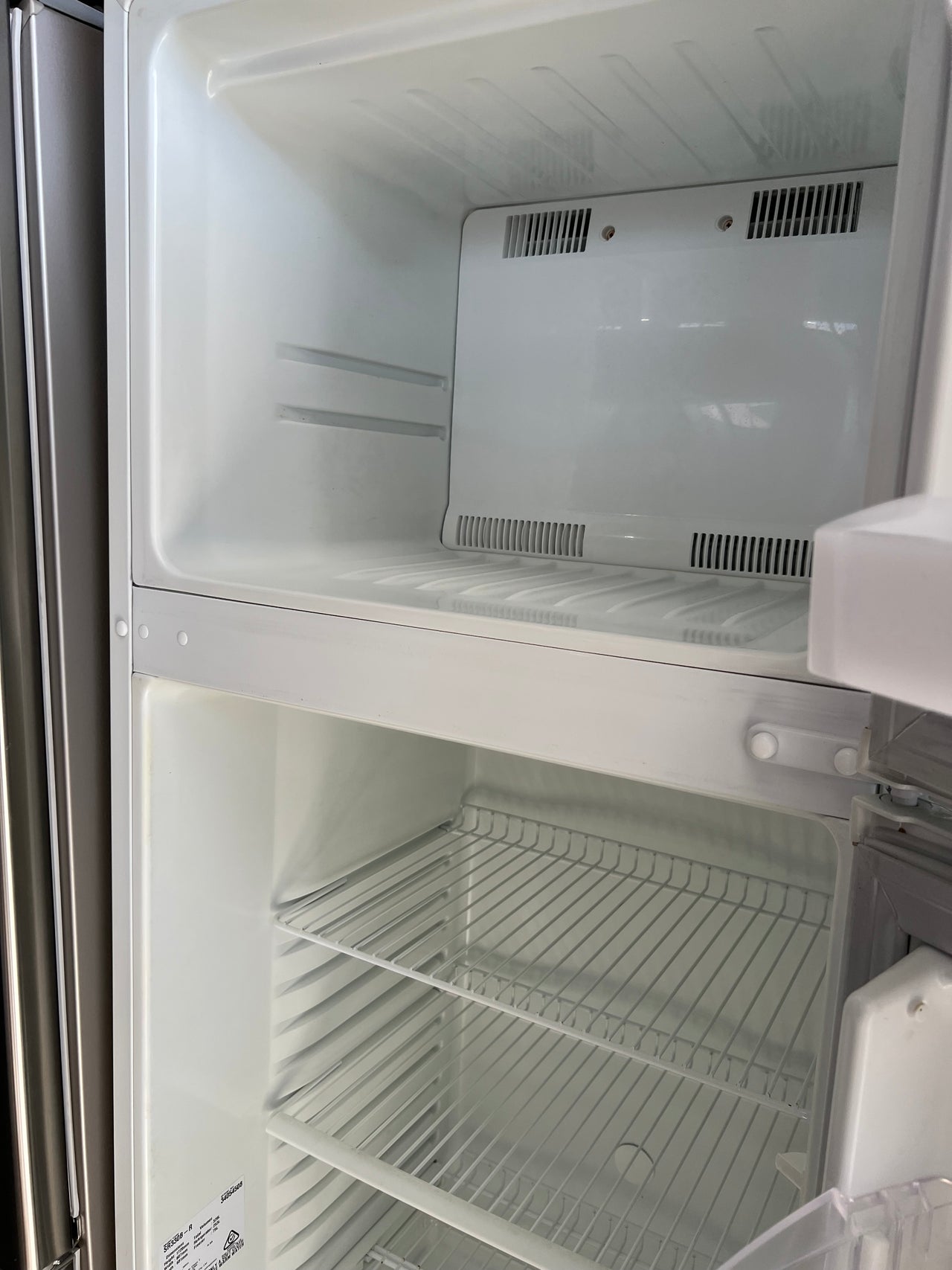 Second hand 328l Simpson top mounted refrigerator SR330BR - Second Hand Appliances Geebung