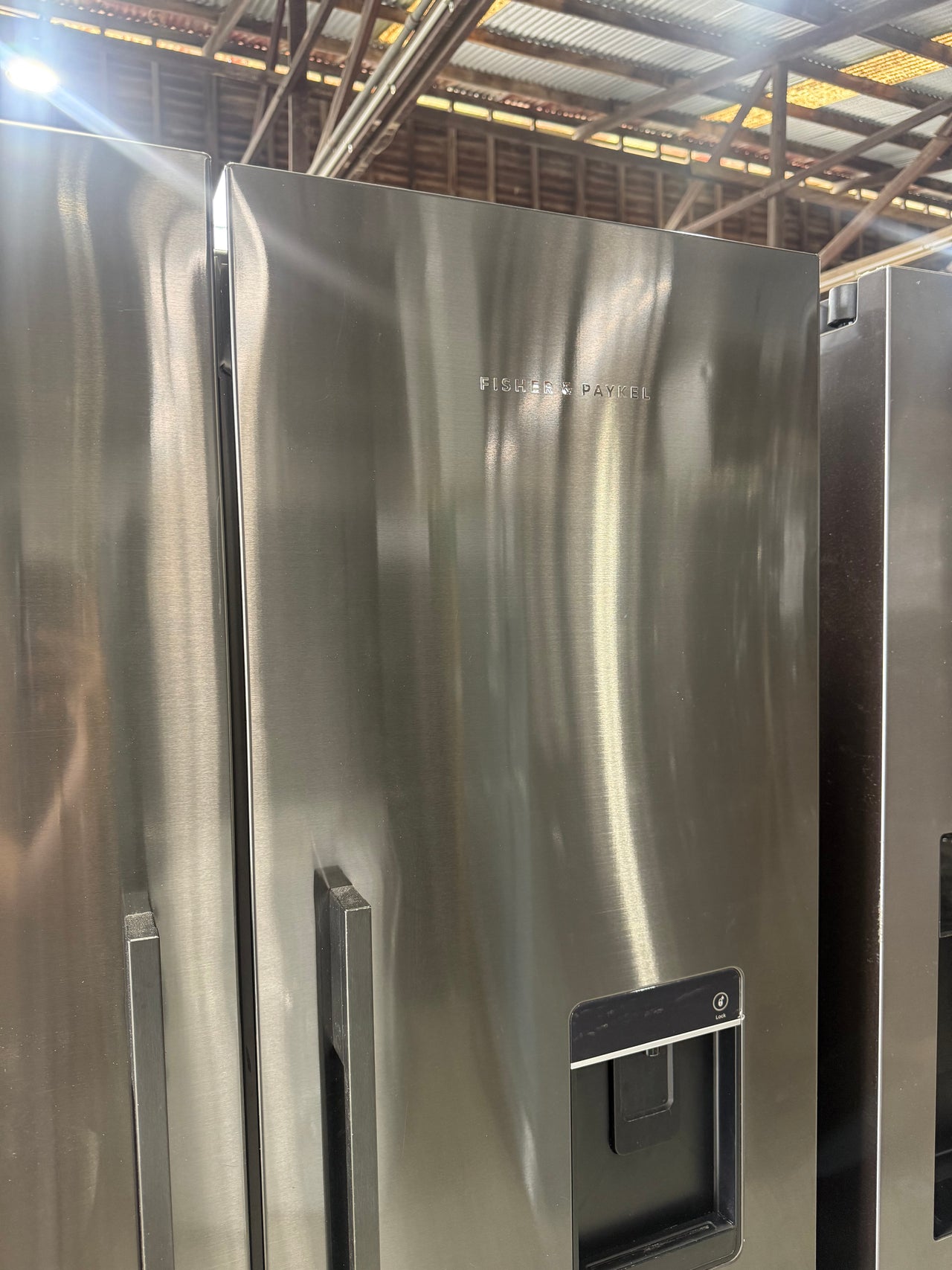 Factory second Fisher & Paykel 569L French Door Refrigerator Freezer – Black Stainless Steel | RF610ADUB5