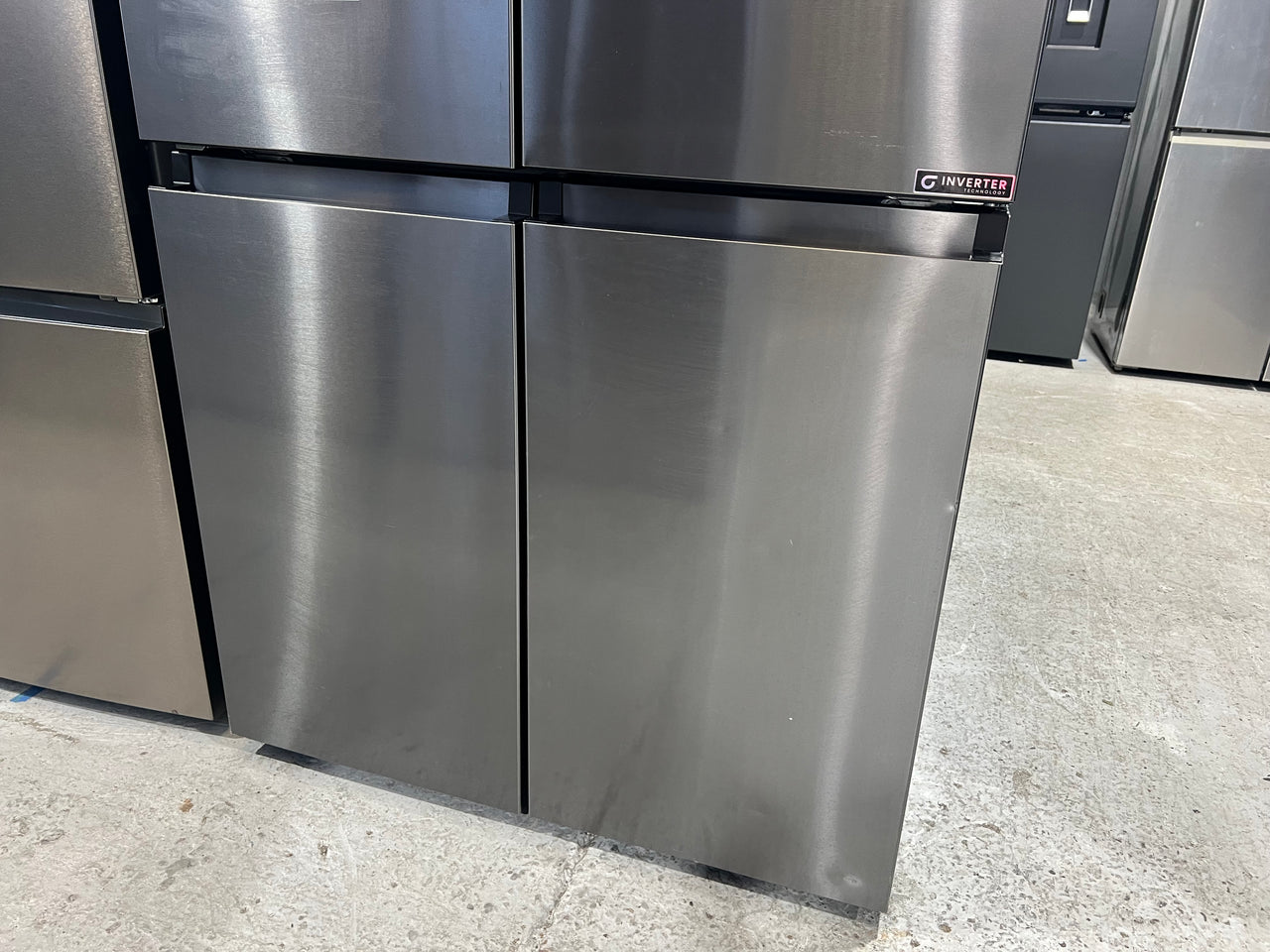 Factory second Hisense 585L French Door Refrigerator HRCD586TBWB - Second Hand Appliances Geebung