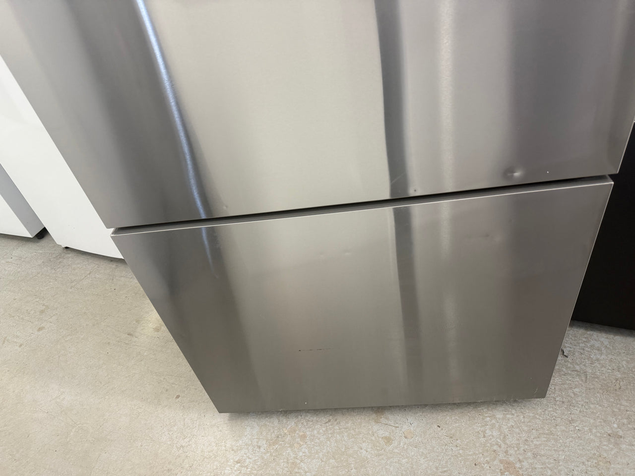 Second hand Fisher & Paykel 494 L Series 5 Bottom-Mount Refrigerator – RF522BRPX6 - Second Hand Appliances Geebung