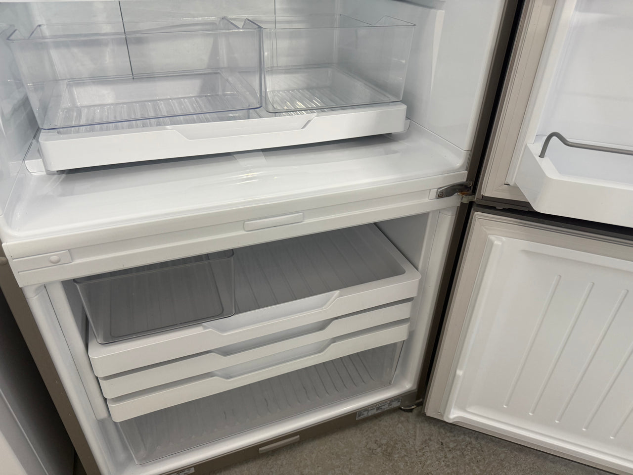 Second hand Fisher & Paykel 494 L Series 5 Bottom-Mount Refrigerator – RF522BRPX6 - Second Hand Appliances Geebung
