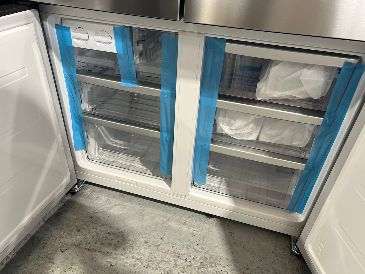 Transportation damaged Westinghouse 541L French Door Refrigerator WQE6000SB - Second Hand Appliances Geebung