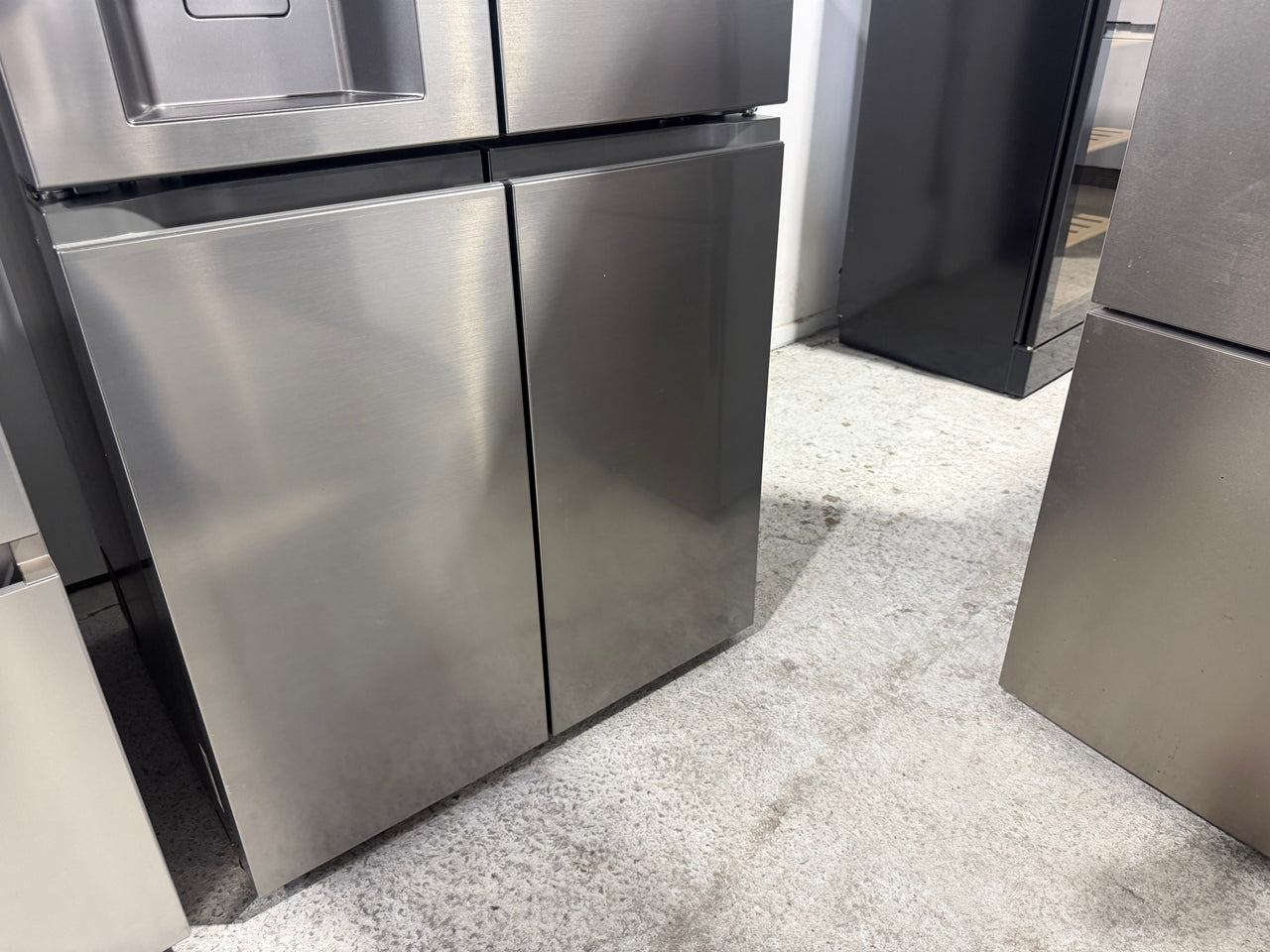 Transportation damaged LG 506L Slim French Door Refrigerator with Non-Plumbed Ice &Water – GF-LN500PL
