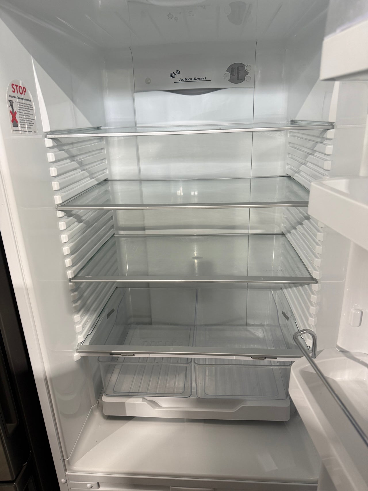 Second hand Fisher & Paykel E402BRE4 – 403L Bottom-Mount Fridge