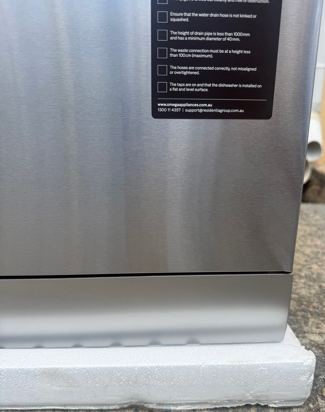 Transportation damaged Omega 60cm Freestanding Dishwasher – Stainless Steel | ODWF6012XCOM