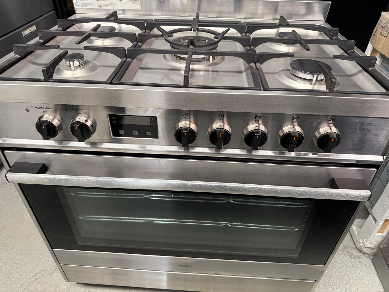 Factory second Haier HOR90S9MSX1 90cm Freestanding Dual Fuel Cooker – Stainless Steel