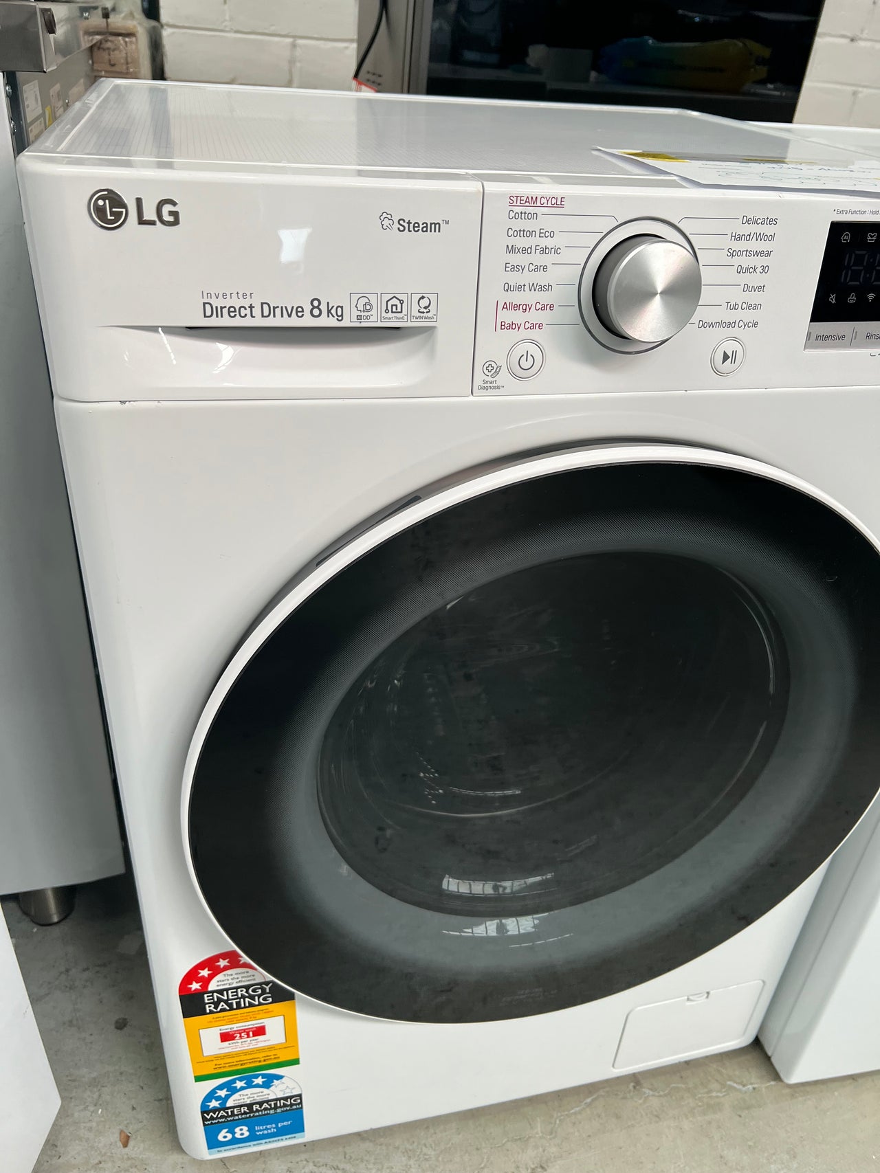 Second hand LG 8kg Series 5 Front Load Washing Machine Model: WV5-1408W - Second Hand Appliances Geebung